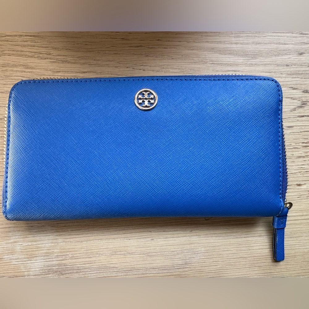 Tory Burch Robinson Wallet